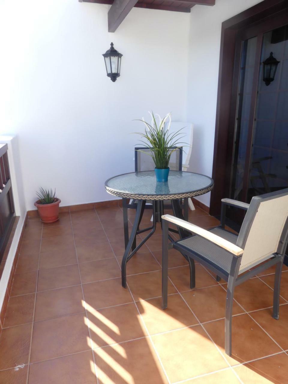 Beachside Jablillo Y Cucharas Costa Teguise Luaran gambar