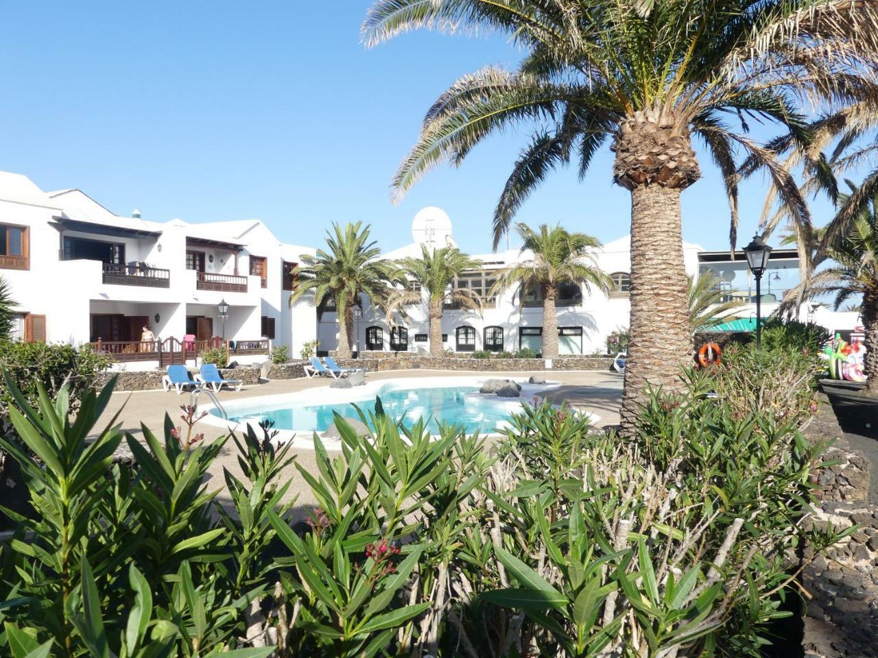 Beachside Jablillo Y Cucharas Costa Teguise Luaran gambar